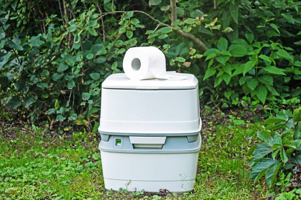 Best Porta potty rental near me  in Wellington, OH